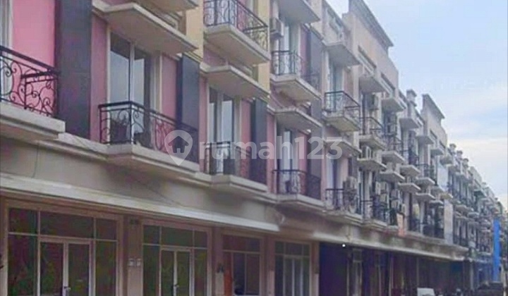 English translation: "L'Agricola Shop House Block A Rented - Suitable for Investment in a Premium Area" 2