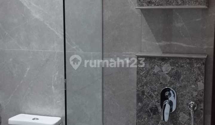 Rumah Model Modern Minimalis Baru Cluster San Diego Pakuwon City 16