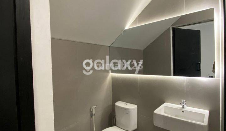 tampak depan turun 100 jt...!!! rumah kutisari