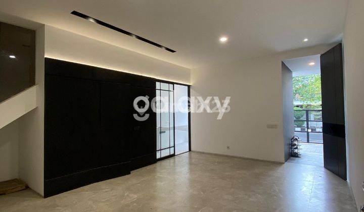 tampak depan turun 100 jt...!!! rumah kutisari