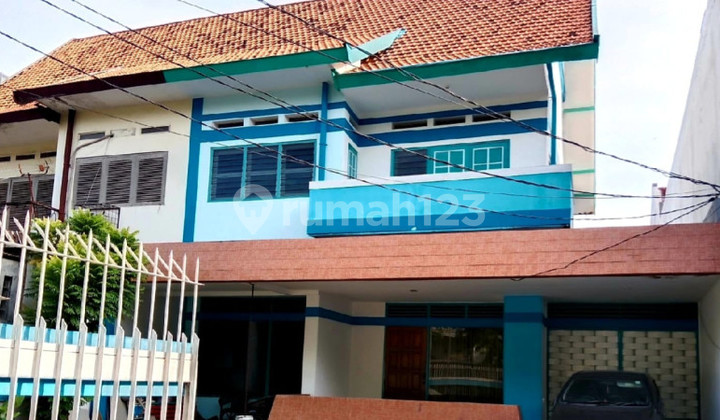 Business House on Comal Raya Road, Darmo City Center 1