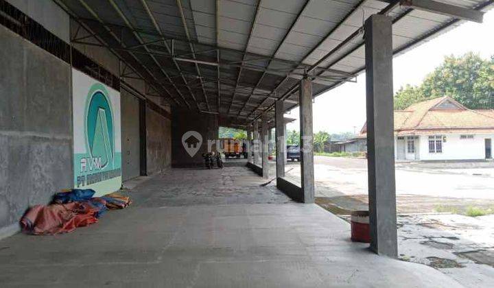 Pabrik Penggilingan Padi Aktip Srategis Pinggir Jalan Dijual di Gantar 9