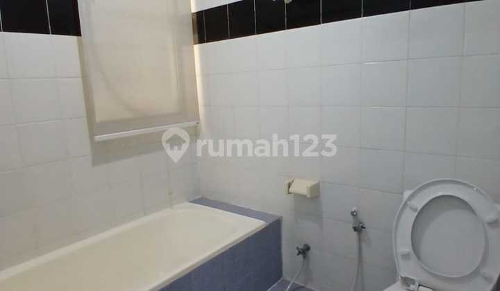 For Rent and for Sale Crown Court Apartment 3BR 2