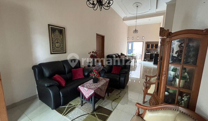 Jl Carrean IV  Blok E3  Deltamas  2