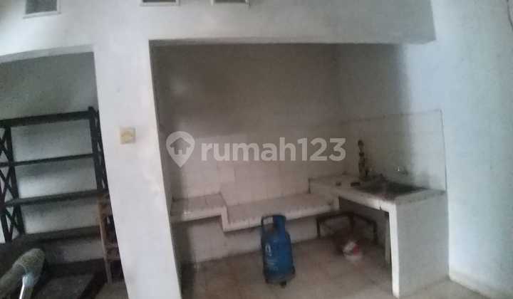 Dijual Rumah Jl Bougenvil Komplek Meadow Green 2