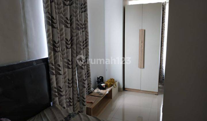 Apartemen Baru, Furnish, Dekat Area Perbelanjaan, 20 Menit Ke Bandara Soetta 2