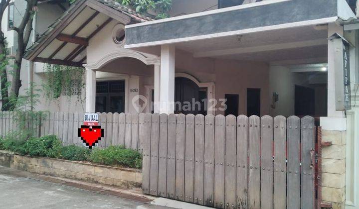 Dijual Rumah Duta Kranji Bekasi Barat Ditepi Jalan Utama Strategis Full Furnish SHM Harga Nego 1