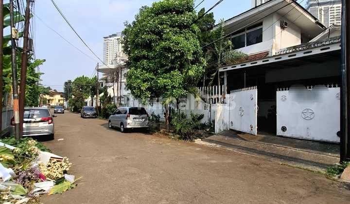 Rumah Lama Dalam Komplek Elite Simprug Kebayoran Lama 2