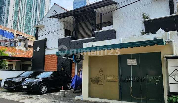 Exclusive Boarding House with Complete Facilities in a Strategic Location at the Heart of the City 2