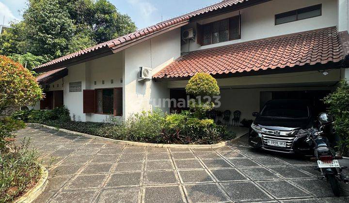 Rumah Mewah Dengan Fasilitas Kolam Renang Lokasi Strategis Asri San Nyaman 1