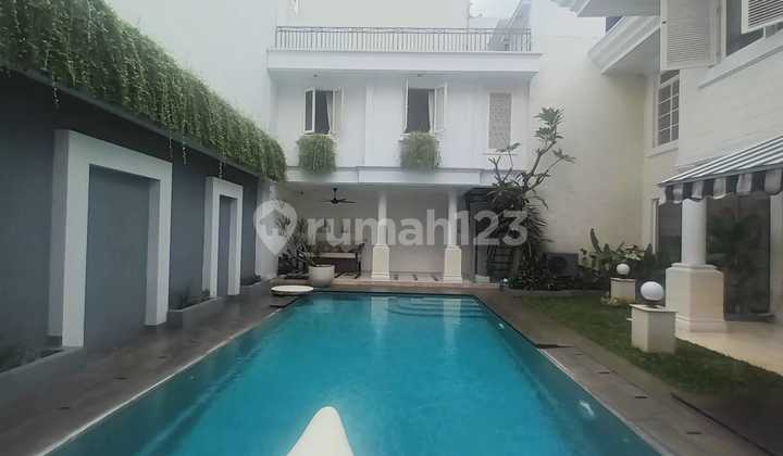 Luxury House in Pondok Indah Complex, Furnished, Good Condition 2