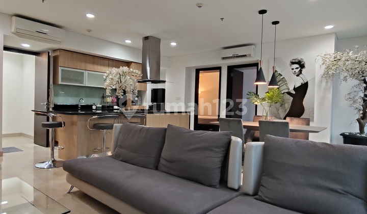 Setiabudi Skygarden Apartment 3 Bedroom Furnished with Pool View 2