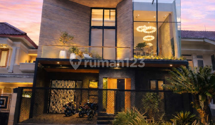Rumah Mewah dengan Gaya Industrial Dalam Komplek Elite Pondok Indah