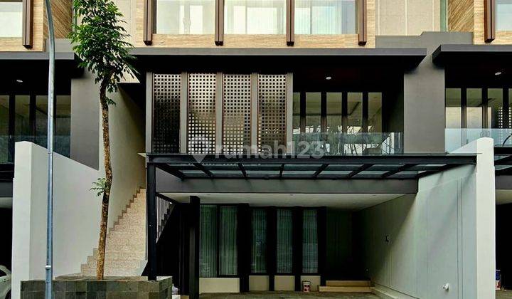 Rumah Dalam Townhouse Exclusive Fully Furnished Siap Huni 1