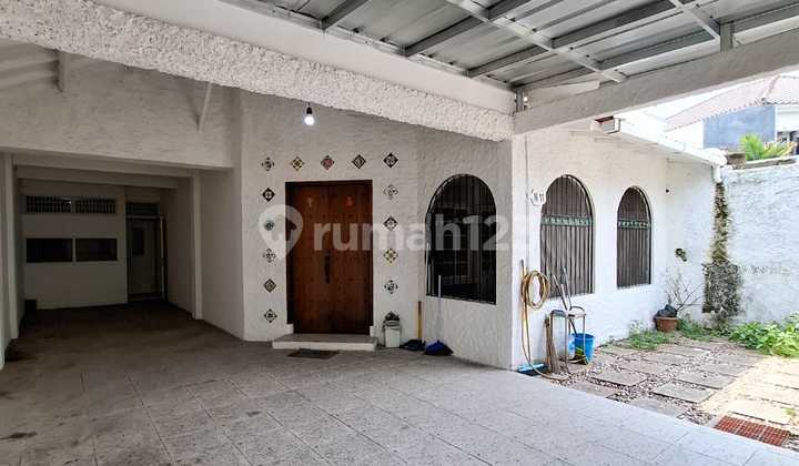 Di Jual Cepat Rumah Hitung Tanah Lokasi Strategis, Turun Harga 4,1 M >>> 3,6 M