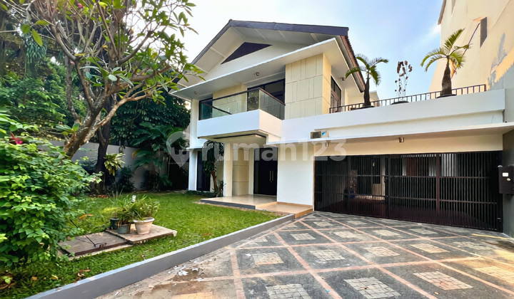 Rumah Mewah Pondok Indah, 5 Kamar Tidur, Private Pool