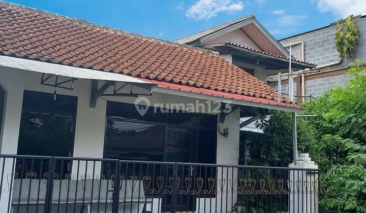 Di Jual Tanah + Bangunan Cocok Untuk Tempat Tinggal Atau Usaha 2