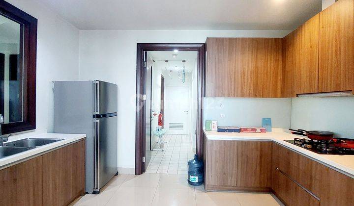 Apartment Pakubuwono View 3 Bedroon Furnished View Pool 2