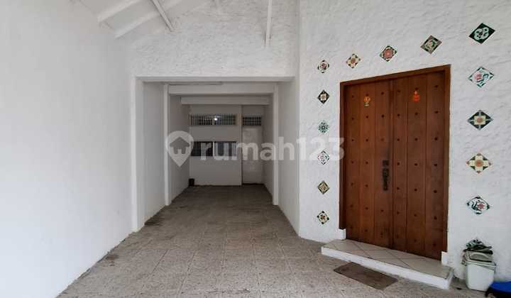 Di Jual Cepat Rumah Hitung Tanah Lokasi Strategis, Turun Harga 4,1 M >>> 3,6 M 2