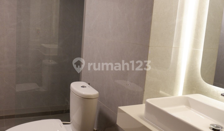 Disewakan Condominium Taman Anggrek 3Br Furnished Jakarta Barat