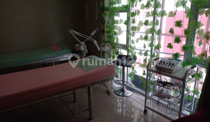 For Sale: Beauty Clinic Along With Its Business In Pasteur, Bandung For Sale: Beauty Clinic Along With Its Business In Pasteur, Bandung