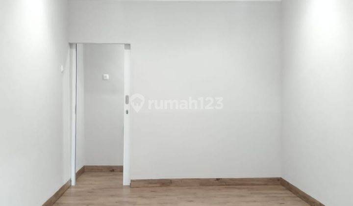 Rumah 1 1/4 lantai Full Renovasi total rapi siap huni 6