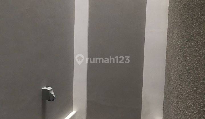 Disewakan Ruko Melody 3 lantai Baru,Lokasi Strategis 17