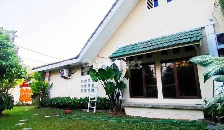 Dijual Rumah Bagus Luas di Griya Loka BSD, Tangerang 2