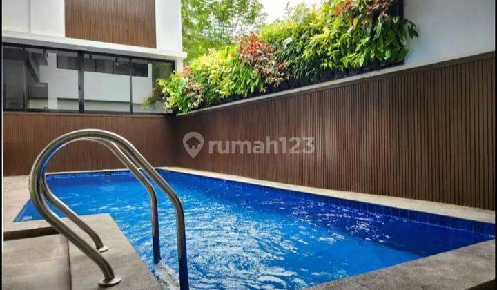 Dijual Rumah Cantik dengan Private Pool Icon Ritzone BSD  1