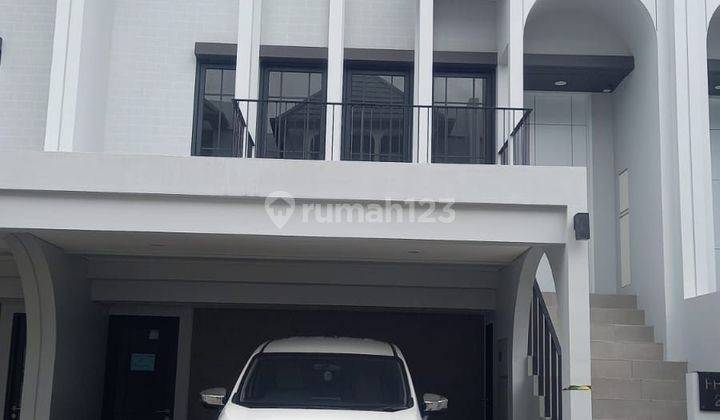 Disewakan / Dijual Rumah 3 Lt Di Greenwich Aether, Bsd Tangerang 1