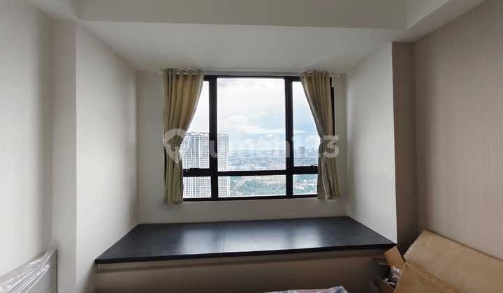 For Rent Collins Boulevard Apartment 1 BR Semi Furnished 2