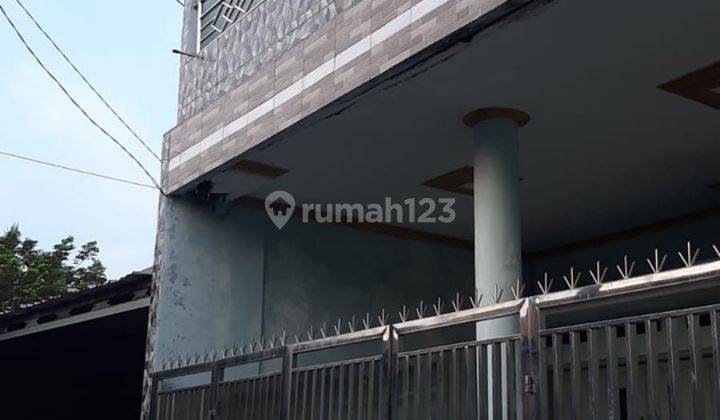 Dijual Rumah Dekat Green Lake City, Cipondoh, Tangerang 1