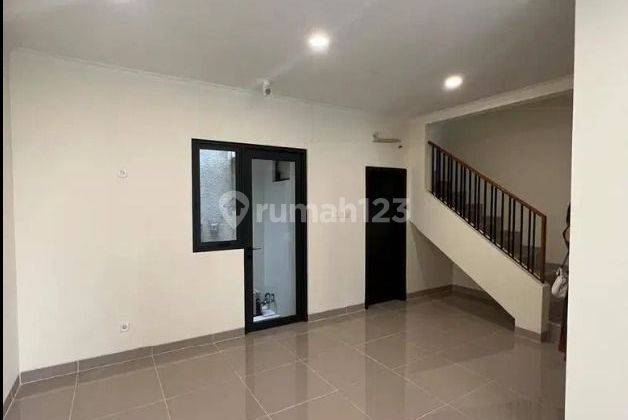 Disewakan Rumah Baru Leonora di Gading Serpong 2