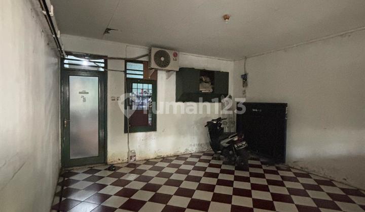 Dijual Rumah Luas Dekat Stasiun MRT Cilandak Jakarta Selatan