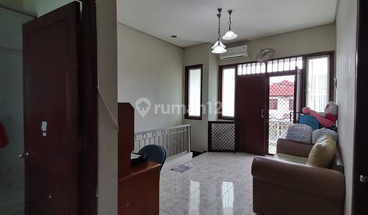 Dijual Rumah 2.5 Lantai Di Taman Pondok Indah Wiyung,surabaya 2