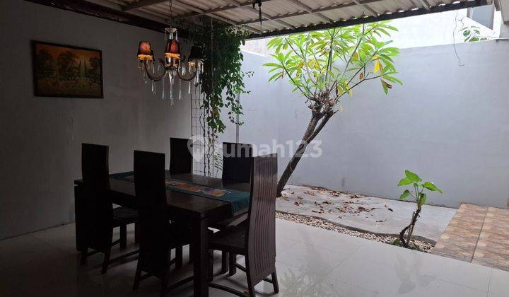 Disewakan Rumah Rapi Furnished Di Icon Eternity Bsd, Tangerang 1