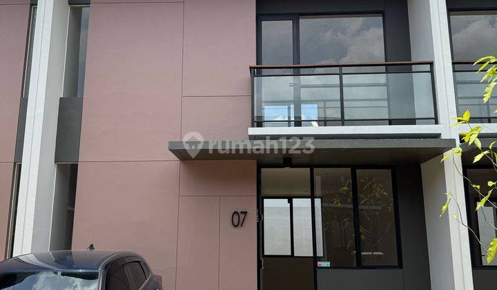 Disewakan/dijual Rumah Cendana Prive Park Serpong Tangerang 1