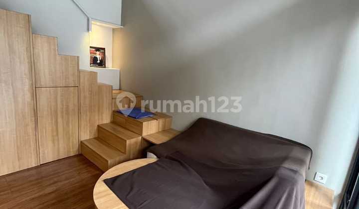 For Sale 2-Story Furnished Hook Fleekhauz House in Bsd 2
