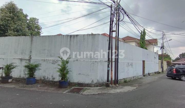 Dijual Rumah Luas Di Menteng Dalam Tebet Jakarta Selatan