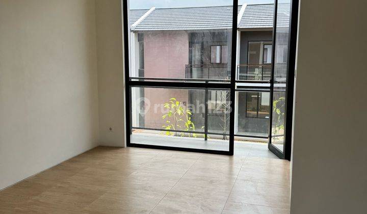 Disewakan/dijual Rumah Cendana Prive Park Serpong Tangerang 2