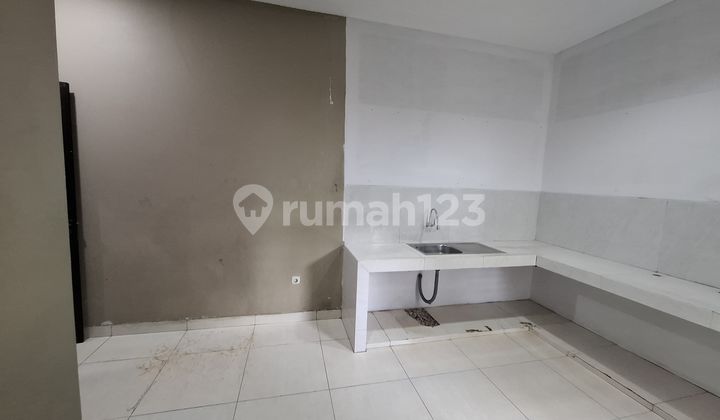 For Sale Spacious House Below Market Price in Alam Sutera Tangerang 2