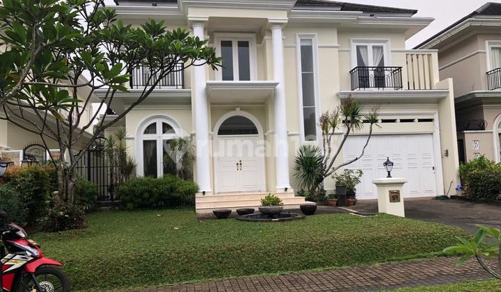 For Rent Beautiful House with Golf Fountain Bleu View in BSD Tangsel For Rent Beautiful House with Golf Fountain Bleu View in BSD Tangsel