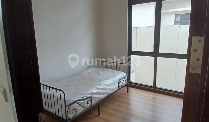 Disewakan Rumah Mewah Lancewood Navapark Bsd Tangerang Selatan 2