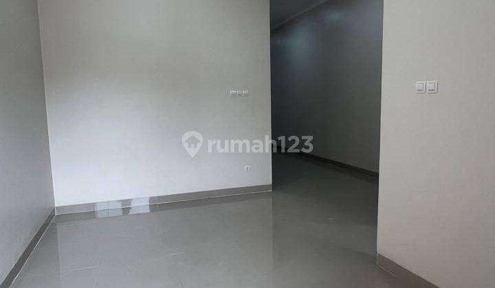 Dijual Rumah Baru 2 Lantai Vila Melati Mas Tangerang Selatan 2