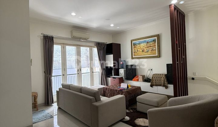 Dijual Rumah Luas di Sutera Jingga Alam Sutera Tangsel