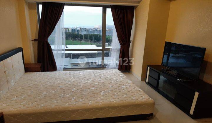 Disewakan 1 BR Apartemen Di The Mansion Kemayoran, Furnished Dan Bagus. Lantai Rendah 2