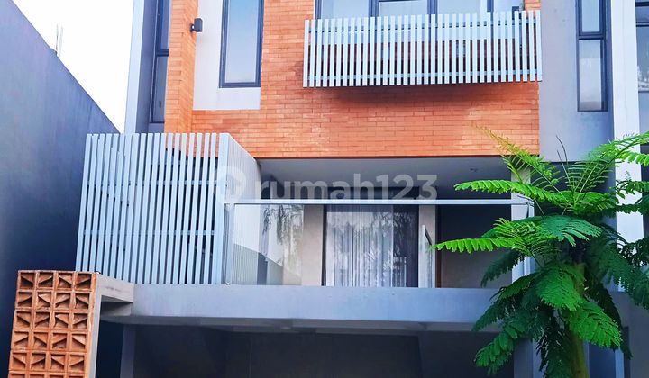 Rumah Baru Di Pondok Labu, Jakarta Selatan. dekat MRT, Bagus Rumah Baru Di Pondok Labu, Jakarta Selatan. dekat MRT, Bagus