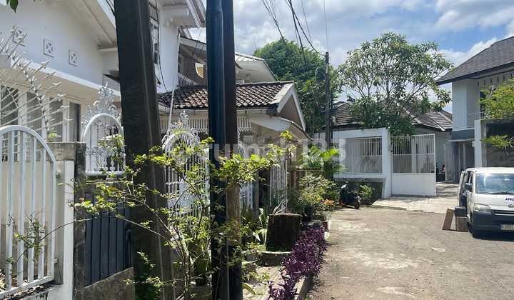 For Sale House in Bintaro Sector 3, South Jakarta, Quick. OWNER 2