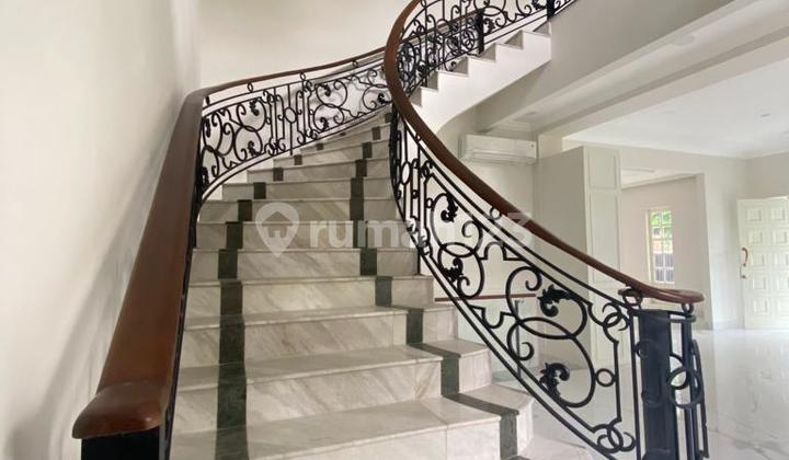 Rumah di Jakarta Selatan, Kebayoran Lama, Pondok Indah