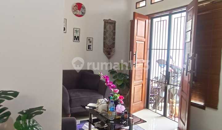 Rumah di Sulthan Residence, Limo - Cinere, Over Kredit. 600 jt Rumah di Sulthan Residence, Limo - Cinere, Over Kredit. 600 jt